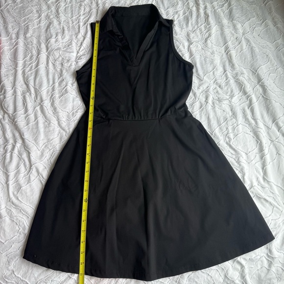 Golf Tennis Black Sleeveless Dress with Pockets and Collar - Picture 6 of 6